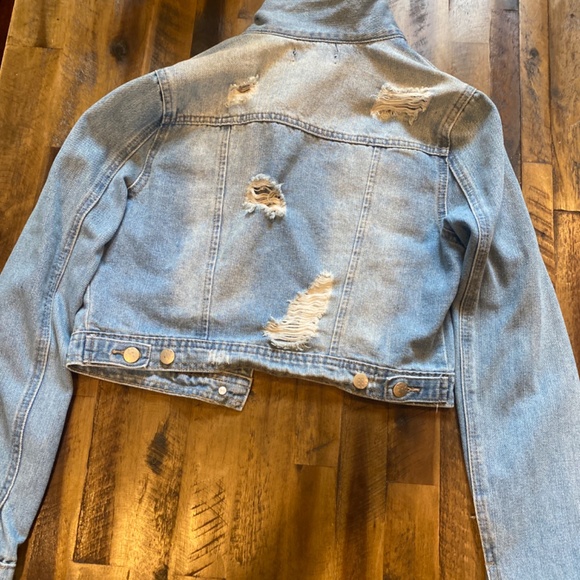 Jean jacket - Picture 4 of 4
